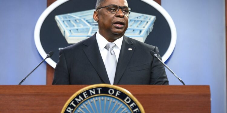 Defense Secretary Lloyd Austin’s Hospitalization Reignites Controversy Over Transparency Amid Health Concerns
