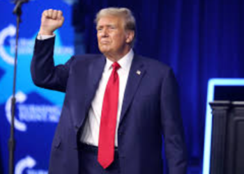 Trump Criticizes Harris on Race at Black Journalists Conference